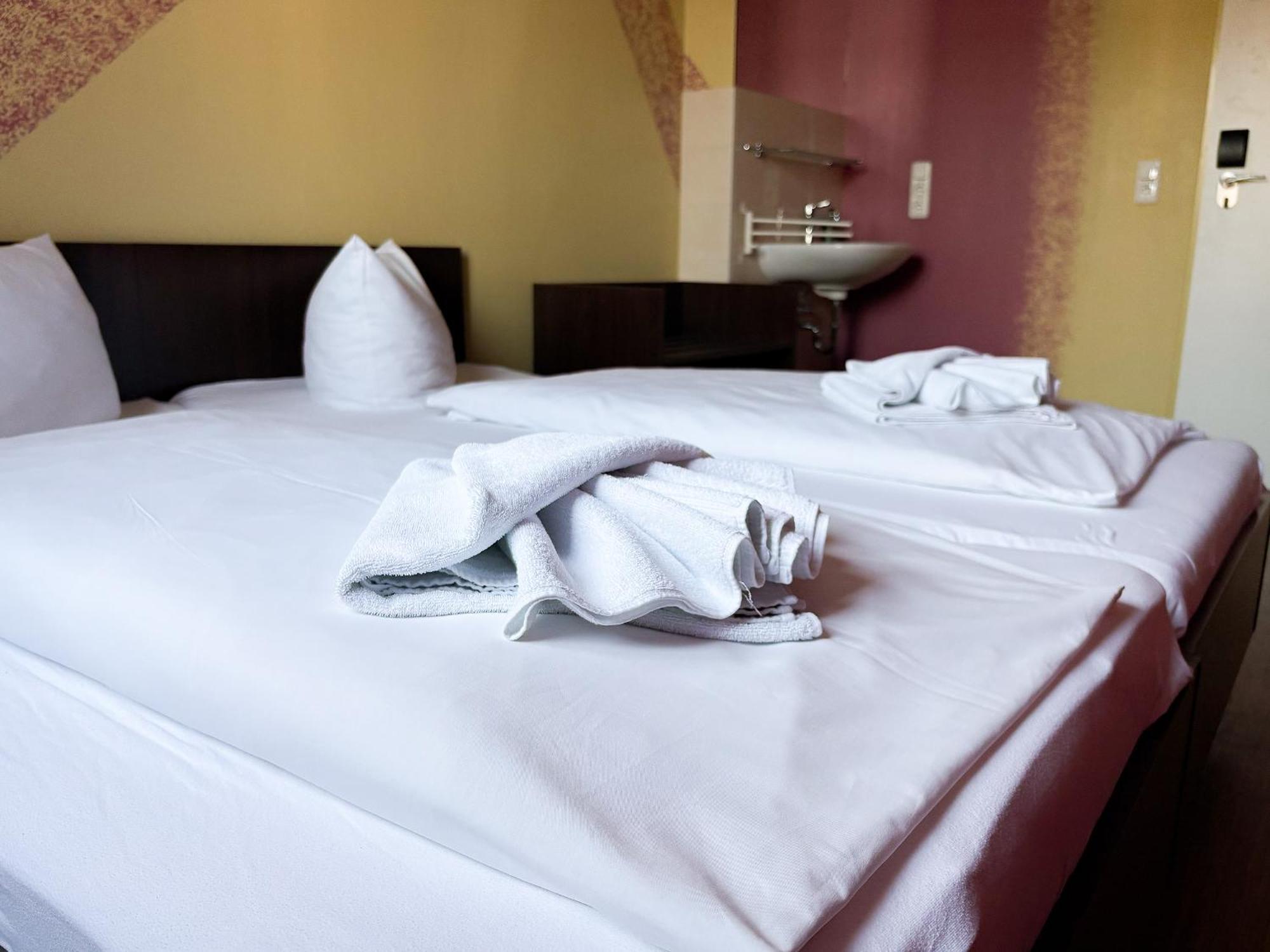 Holi-berlin Hotel 3*